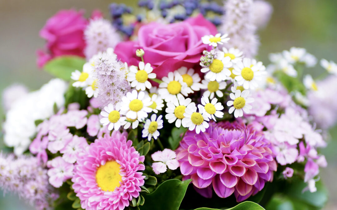 Mixed Bouquet Delivery. What You Usually Get